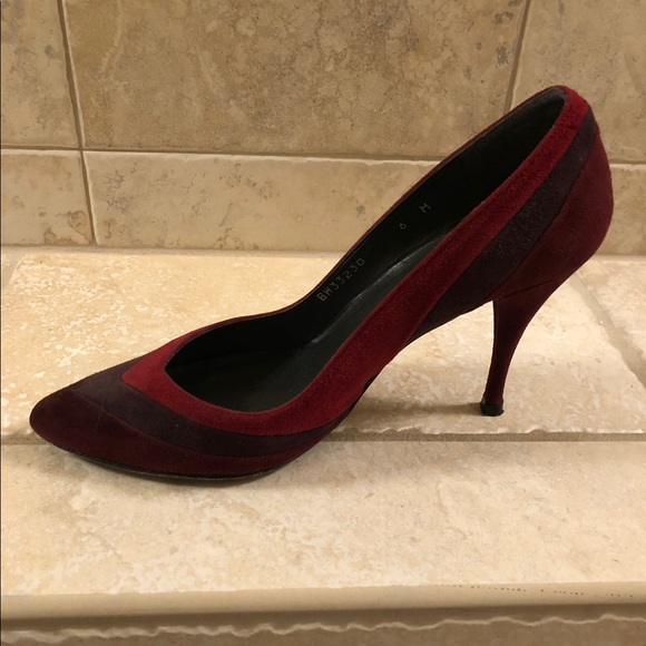 STUART WEITZMAN “StitchUp” Scarlet suede pumps - Picture 7 of 7
